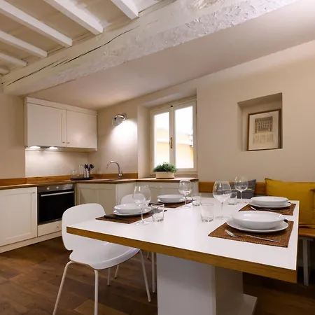 Santa Croce Charming فلورنس